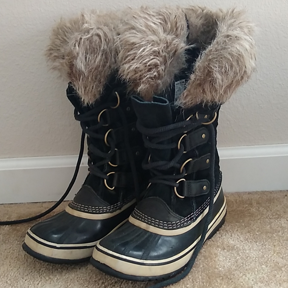 Sorel Joan of Arc boots